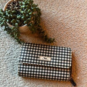 Scout Black and White check wallet